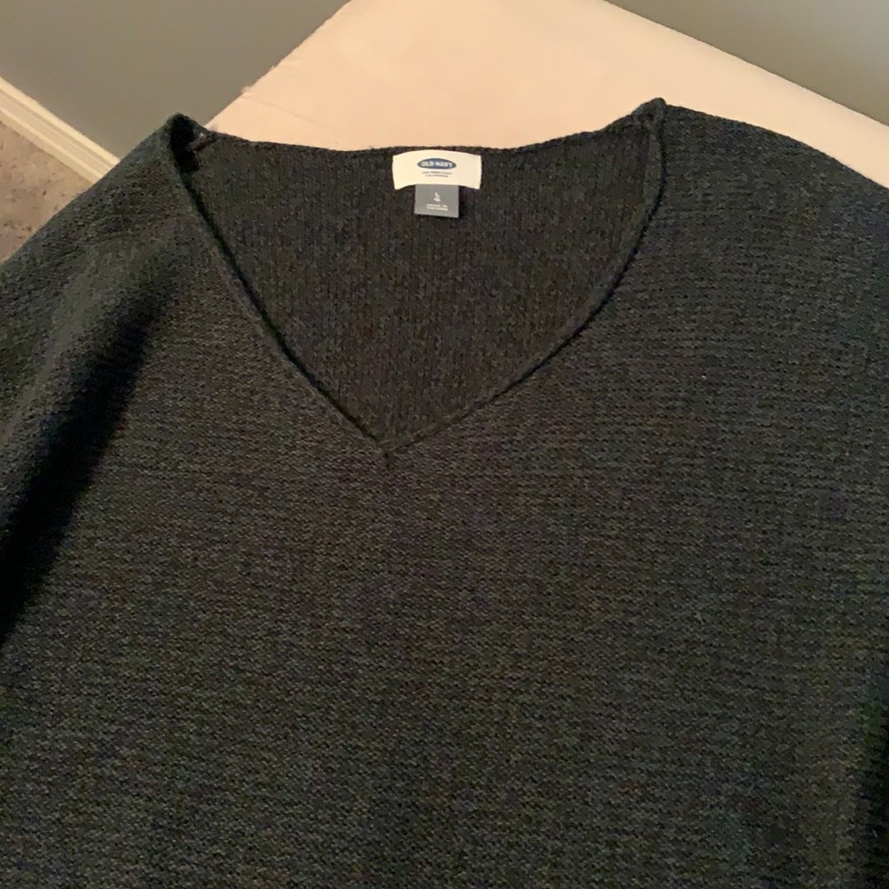 V neck Dark forest Green sweaters